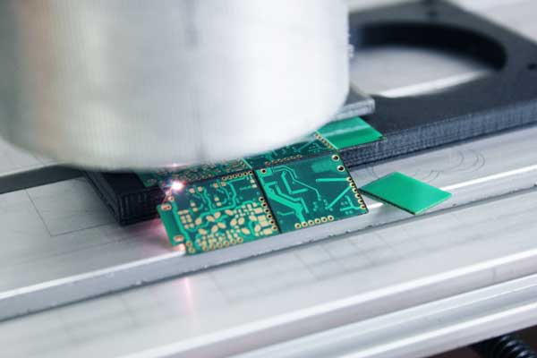 購買PCB激光切割機需要先了解什么？(圖2)